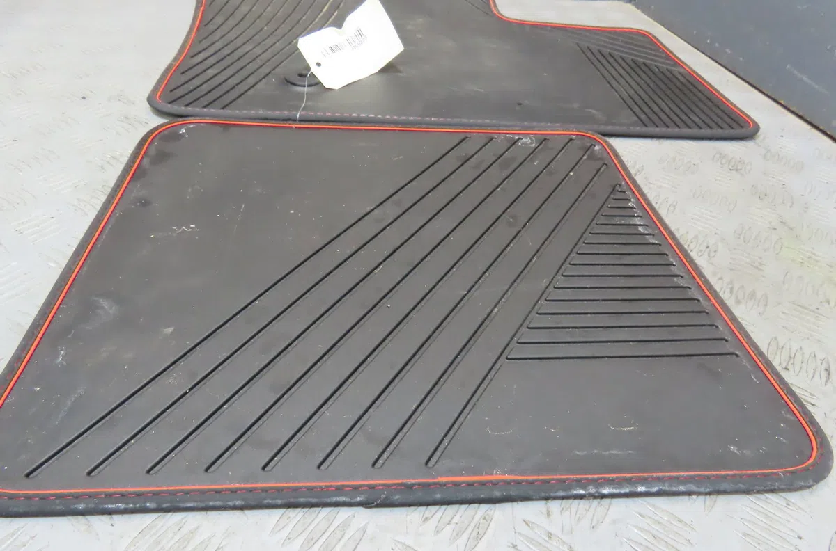 Tapis de sol CITROEN AMI occasion