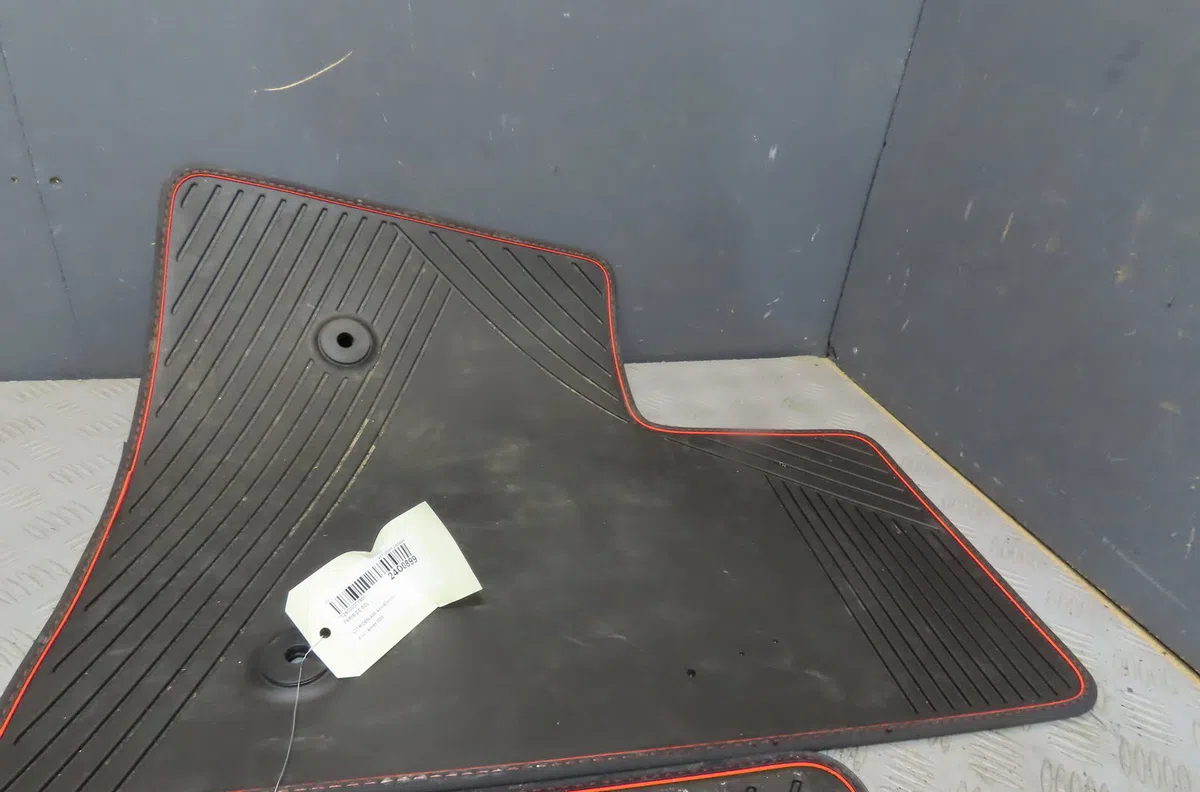Tapis de sol CITROEN AMI occasion