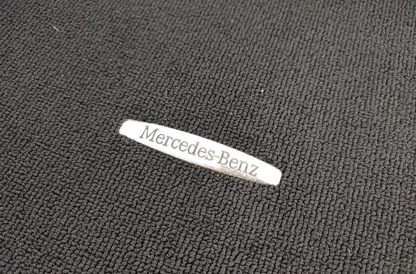 Tapis de sol MERCEDES CLASSE CLA 117 SHOOTING BREAK occasion