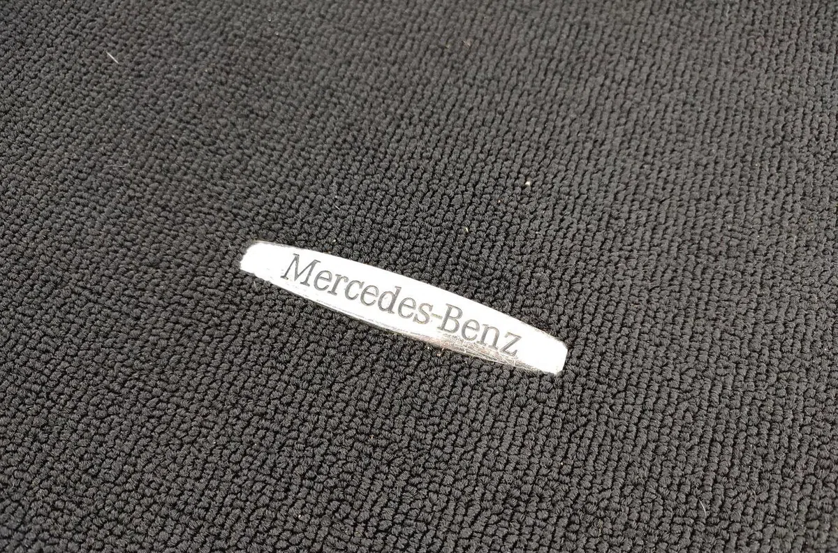 Tapis de sol MERCEDES CLASSE CLA 117 SHOOTING BREAK occasion