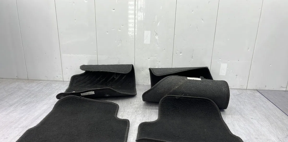 Tapis de sol OPEL CORSA F PHASE 1 occasion