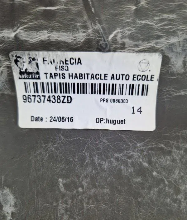 Tapis de sol PEUGEOT 208 1 PHASE 2 occasion