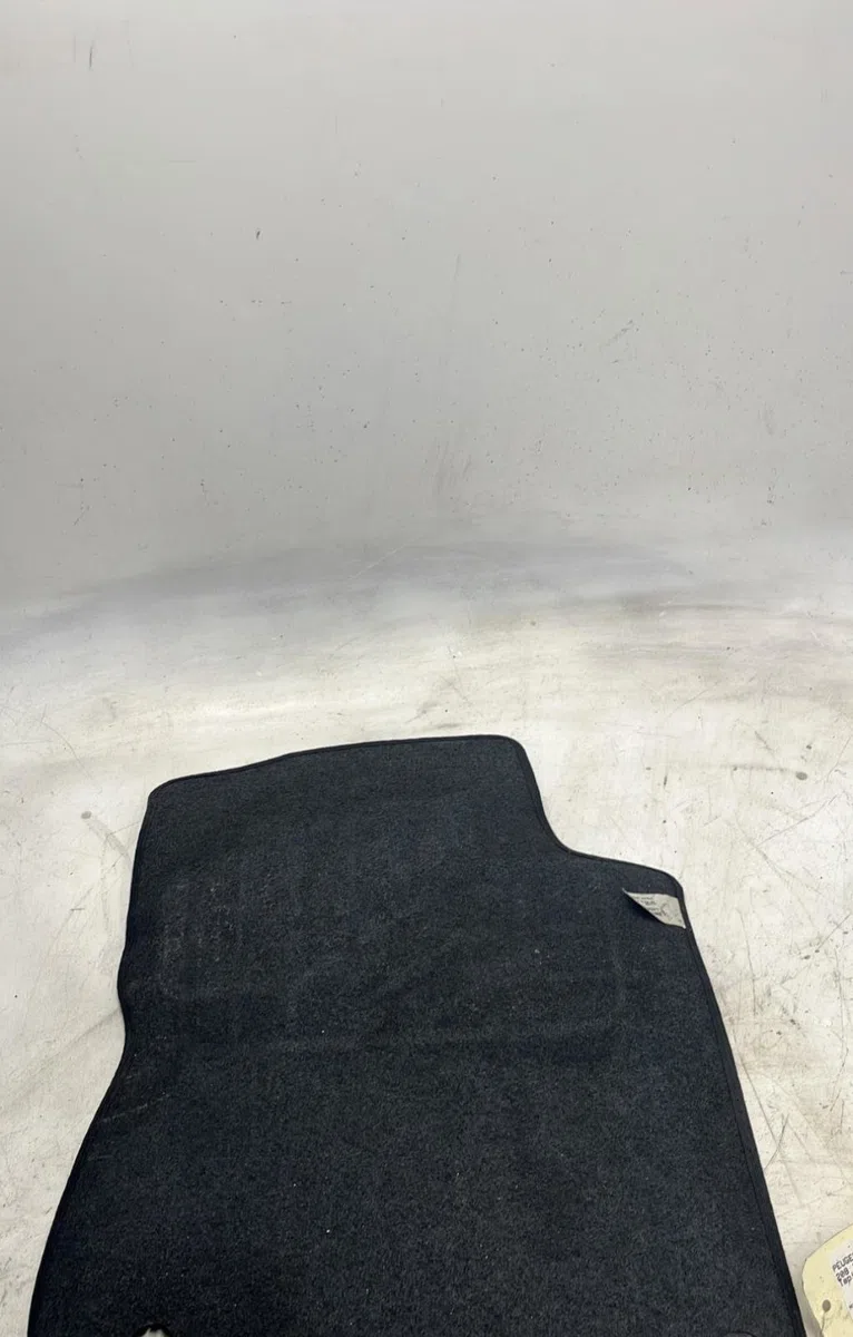 Tapis de sol Peugeot 208 I (CA_, CC_) 1.6 bluehdi 100 (2015) 5 portes occasion