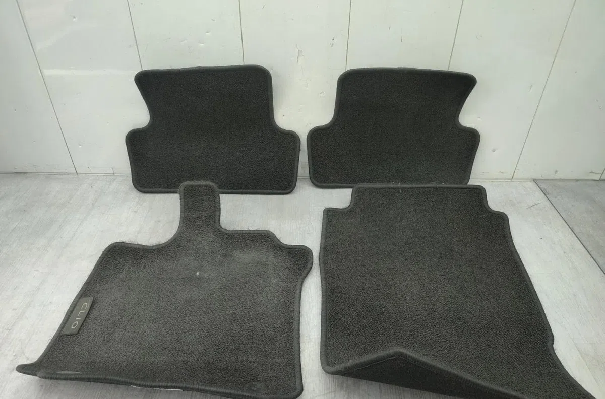 Tapis de sol RENAULT CLIO 4 PHASE 1 occasion
