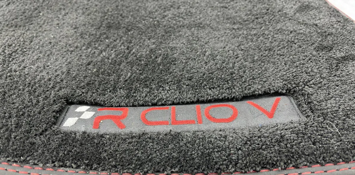Tapis de sol RENAULT CLIO 5 PHASE 1 occasion