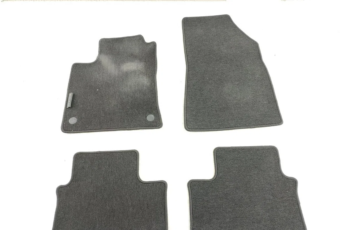 Tapis de sol RENAULT CLIO 5 PHASE 1 occasion