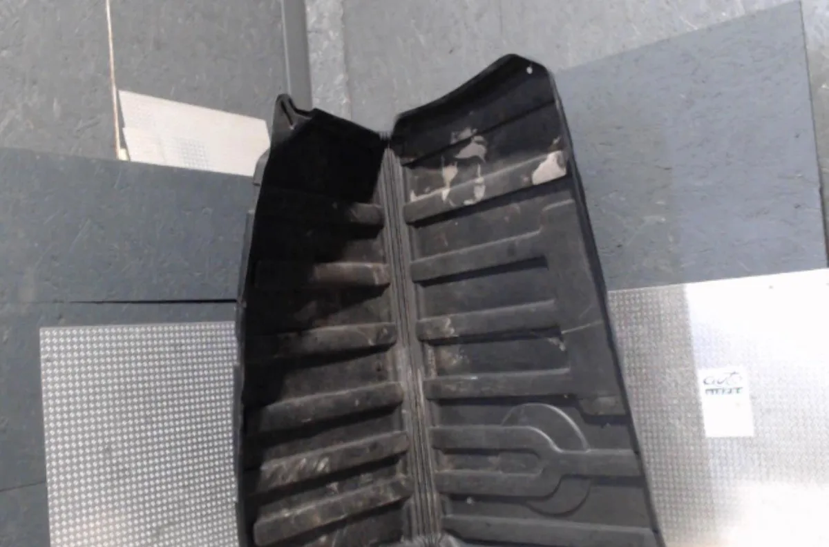 Tapis de sol Renault CLIO IV (BH_) 1.5 dci 90 (2012) 5 portes occasion