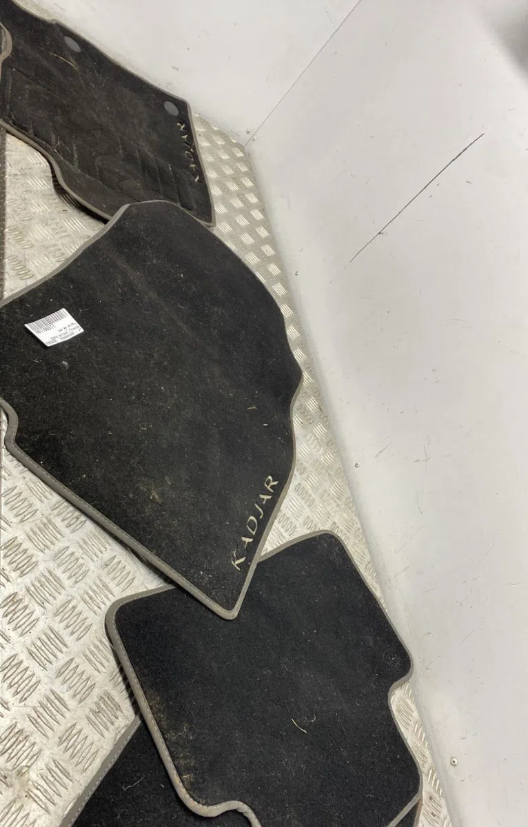 Tapis de sol RENAULT KADJAR PHASE 1 occasion