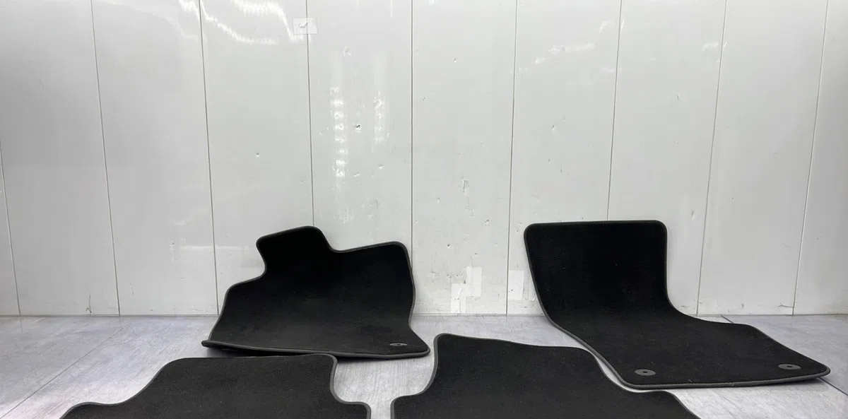 Tapis de sol SEAT LEON 3 PHASE 1 occasion