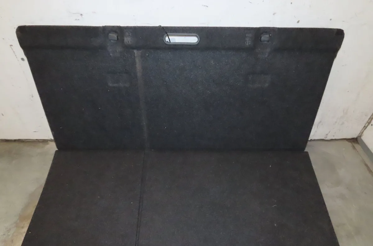Tapis de sol Toyota YARIS (_P9_) 1.0 vvt-i (ksp90_) (2005-2011) 5 portes occasion