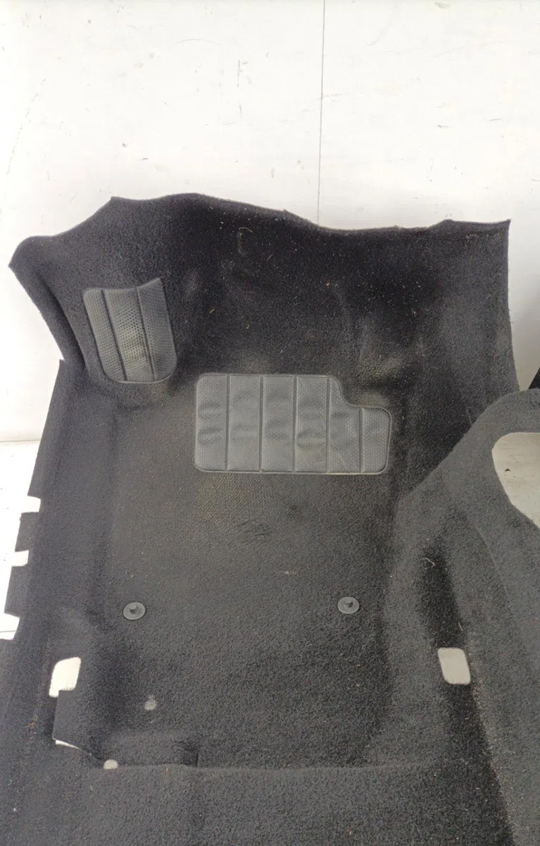 Tapis de sol VOLKSWAGEN POLO 5 PHASE 1 occasion