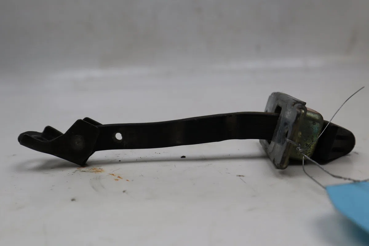 Tirant porte arg Mazda 3 (BK) 1.6 di turbo (2004-2009) occasion