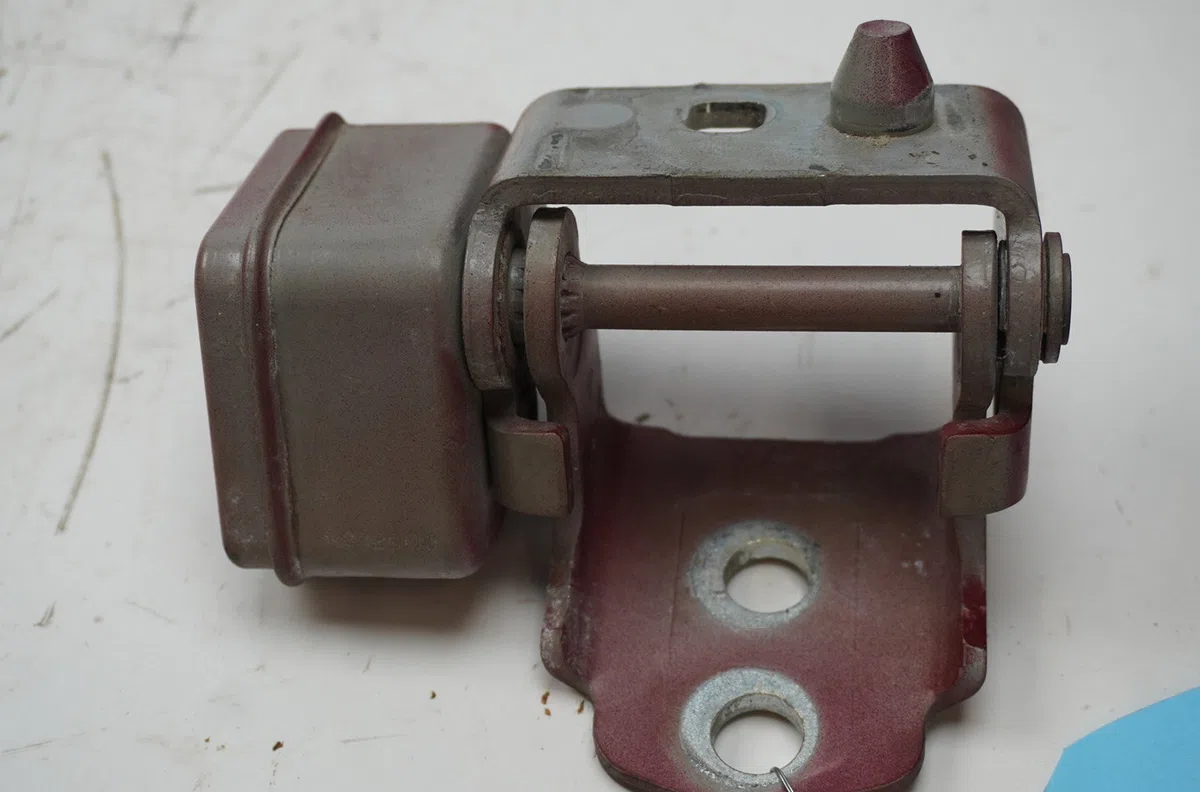 Tirant porte avd Peugeot 207-207 (WA_, WC_) 1.4 16v (2006-2013) 3 portes occasion