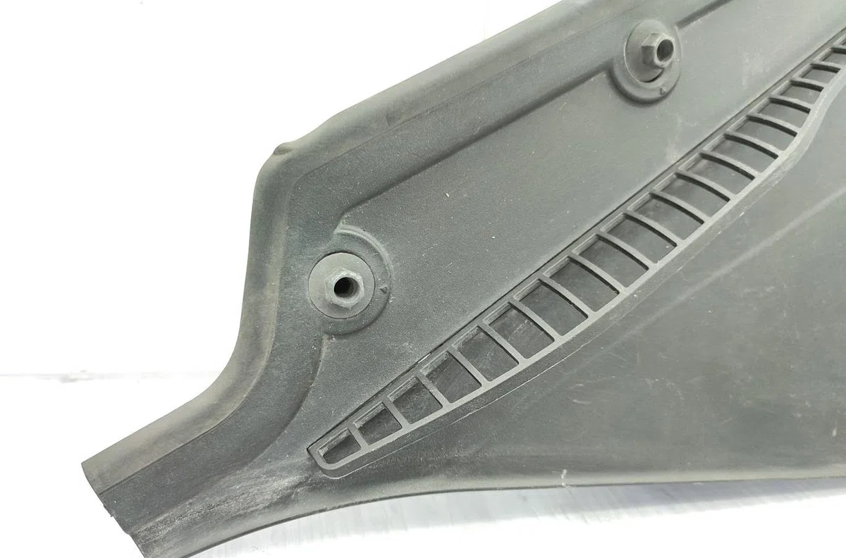 Tole auvent pare-brise BMW SERIE 1 F21 PHASE 1 occasion