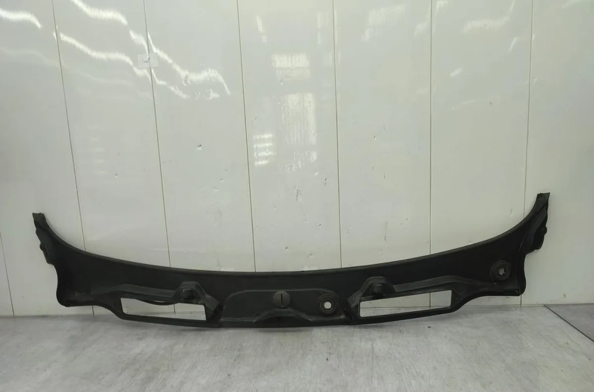 Tole auvent pare-brise BMW SERIE 3 E90 PHASE 2 occasion