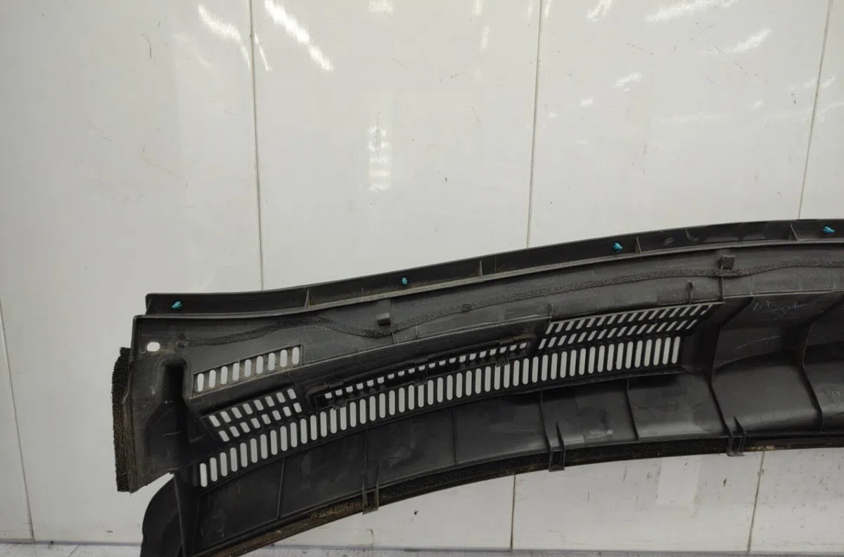 Tole auvent pare-brise TOYOTA PRIUS 2 occasion
