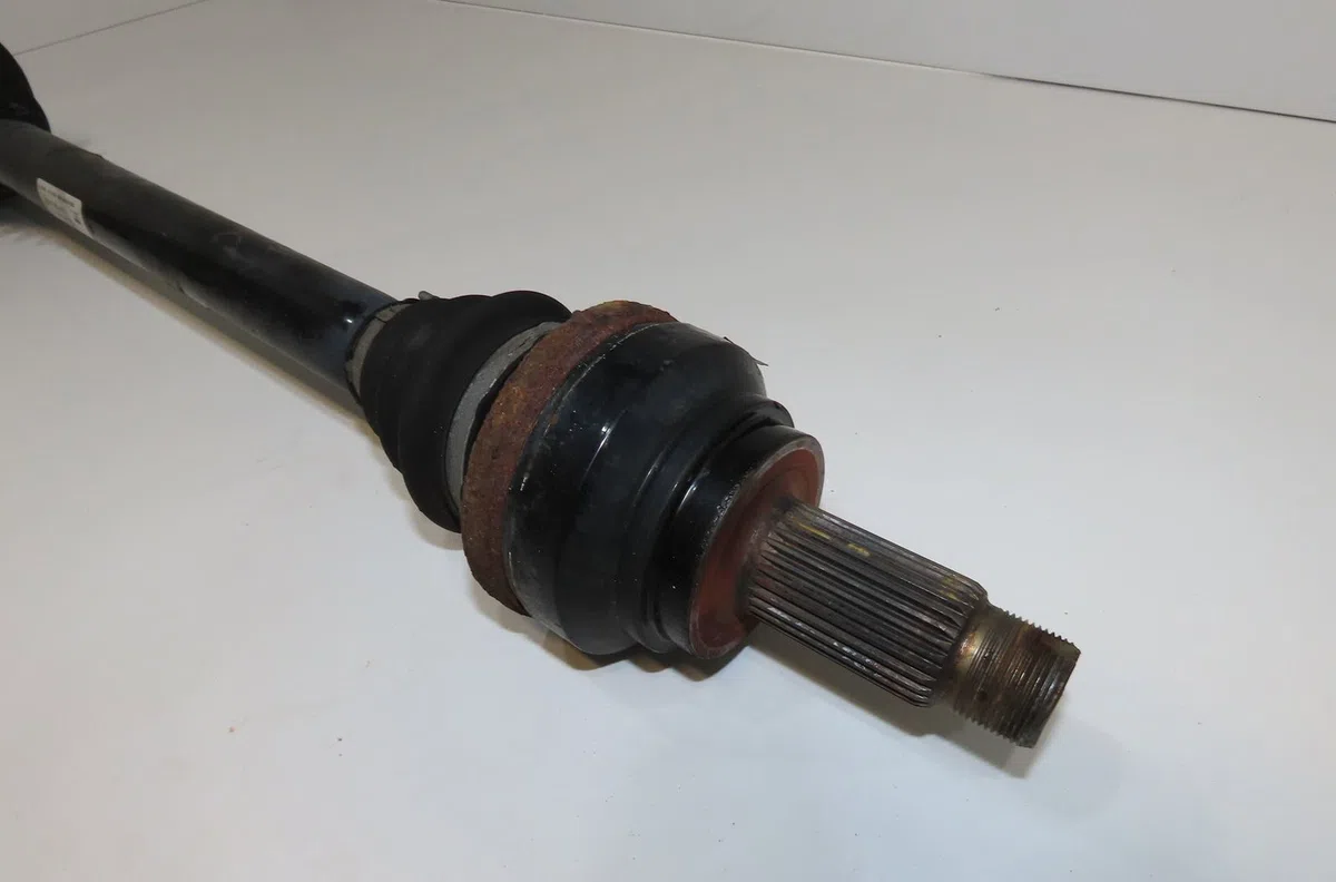 Transmission arrière droite Bmw 7 (F01, F02, F03, F04) 750 i, li xdrive (2009-2012) occasion