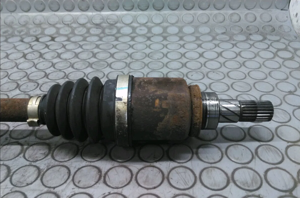 Transmission arrière droite Dacia DUSTER (HS_) 1.5 dci 4x4 (hsmc, hsmd) (2010-2018) 5 portes occasion