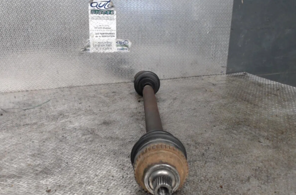 Transmission arrière droite Smart FORTWO Coupé (450) 0.7 (450.333) (2004-2007) occasion