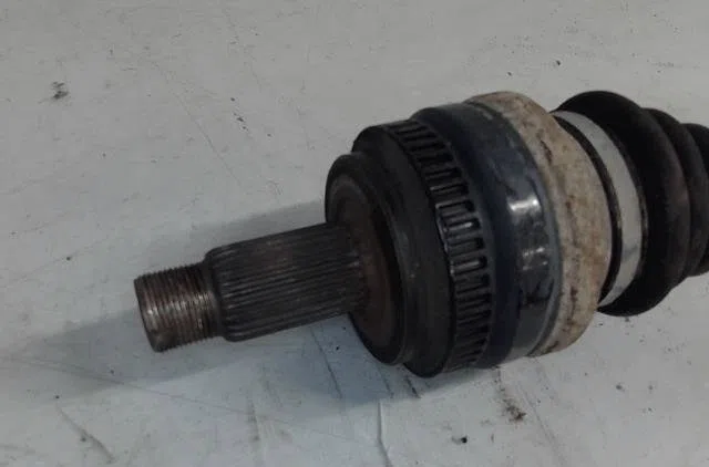 Transmission arrière gauche Bmw 1 (E81) 116 d (2008-2011) 3 portes occasion