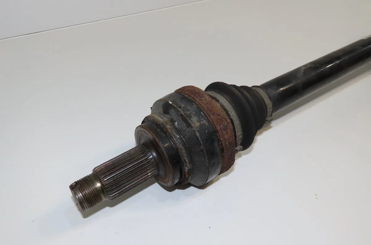 Transmission arrière gauche Bmw 7 (F01, F02, F03, F04) 750 i, li xdrive (2009-2012) occasion
