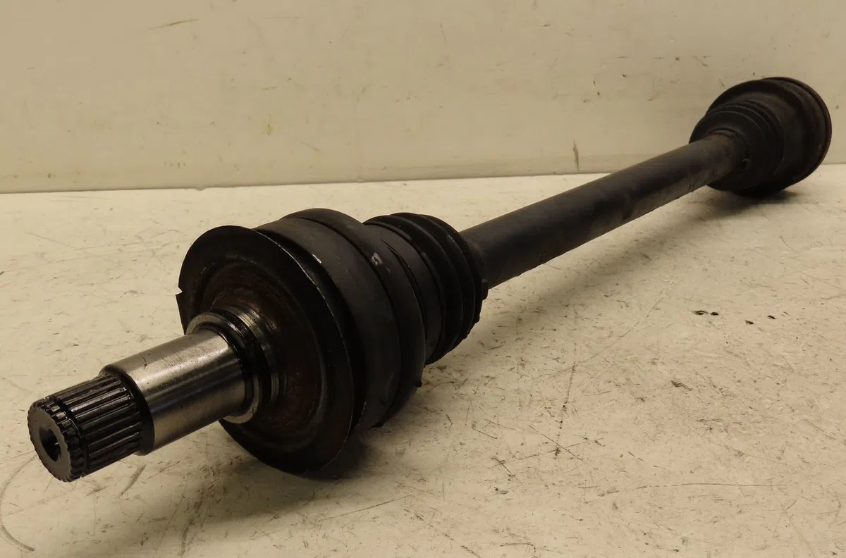 Transmission arrière gauche Mercedes-benz CLASSE C Coupe Sport (CL203) C 200 cdi (203.707) (2003-2008) occasion