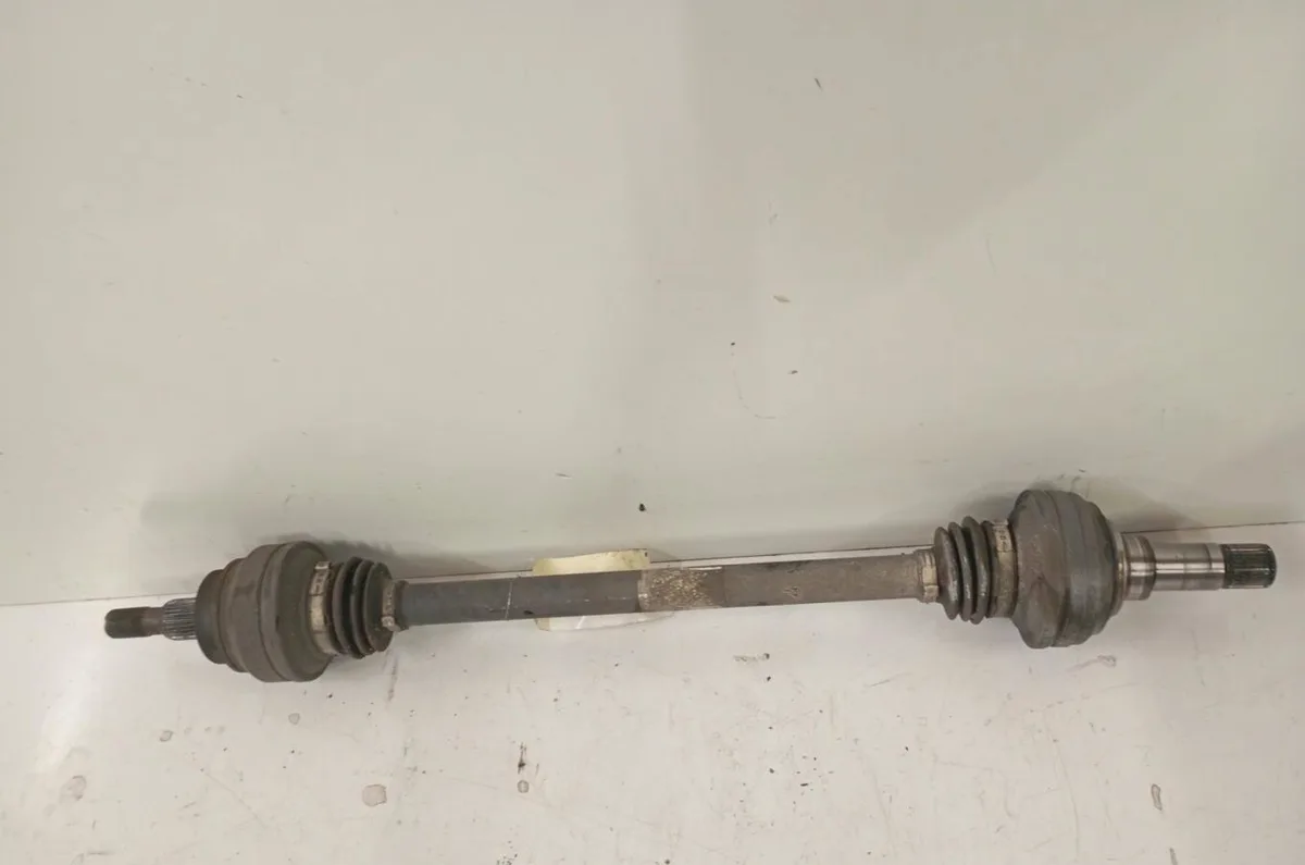 Transmission arrière gauche Mercedes-benz VITO Mixto (Double Cabin) (W447) 116 cdi (447.701, 447.703, 447.705) (2014) oc