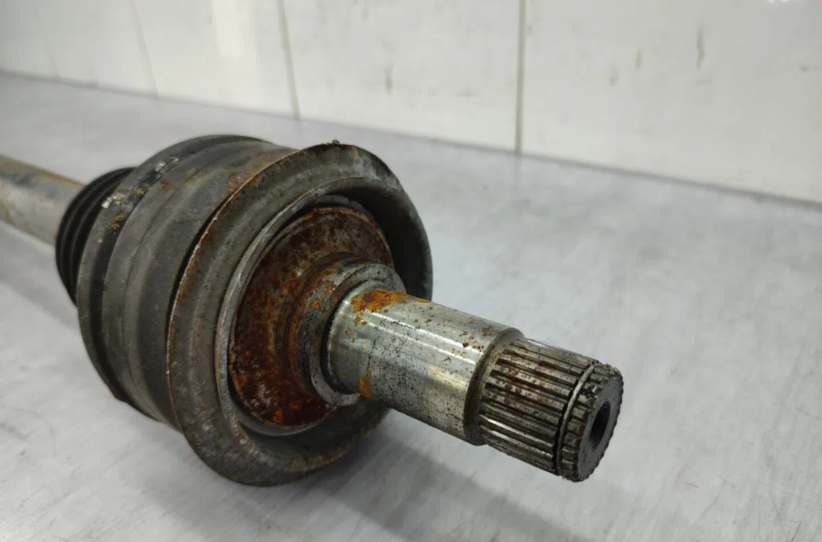 Transmission arrière gauche MERCEDES CLASSE C 203 PHASE 1 occasion