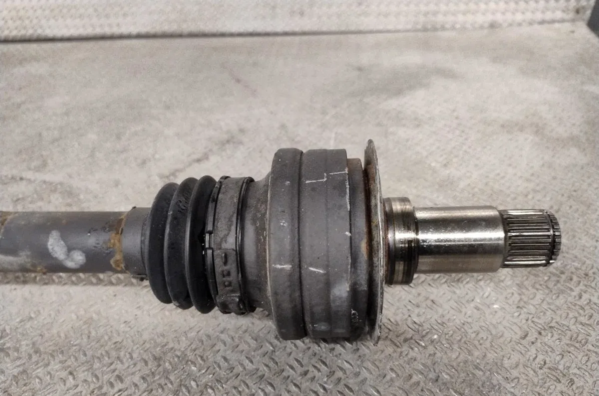 Transmission arrière gauche MERCEDES CLASSE C 204  CLASSE C 204 PHASE 1 occasion