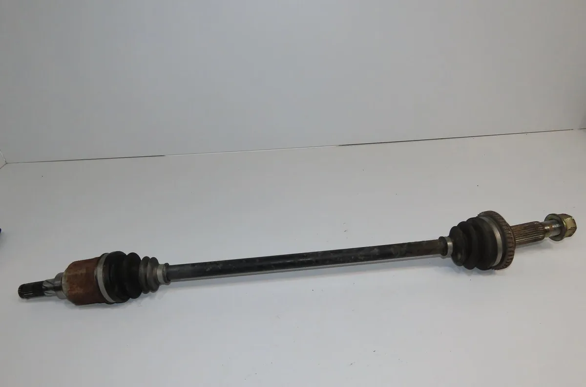 Transmission arrière gauche Nissan X-TRAIL I (T30) 2.2 dci 4x4 (2001-2008) 5 portes occasion