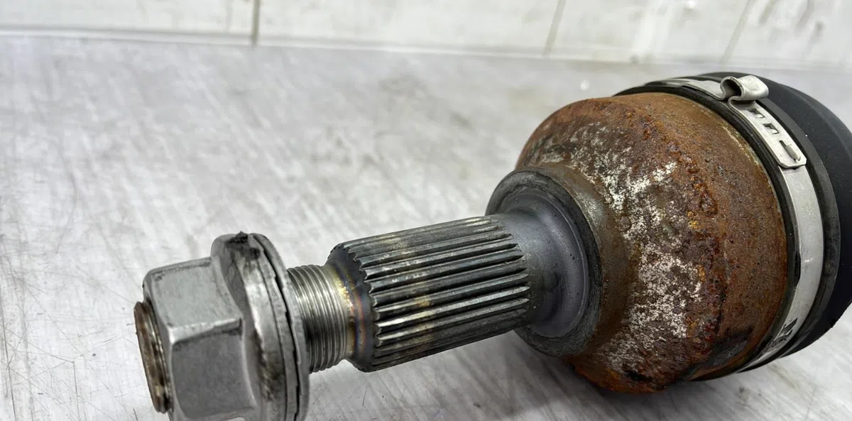 Transmission arrière gauche TESLA MODEL 3 5YJ3 occasion