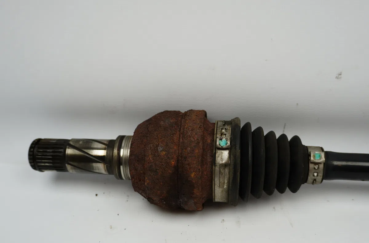 Transmission arrière gauche Volvo V70 II (285) D5 awd (2002-2007) occasion