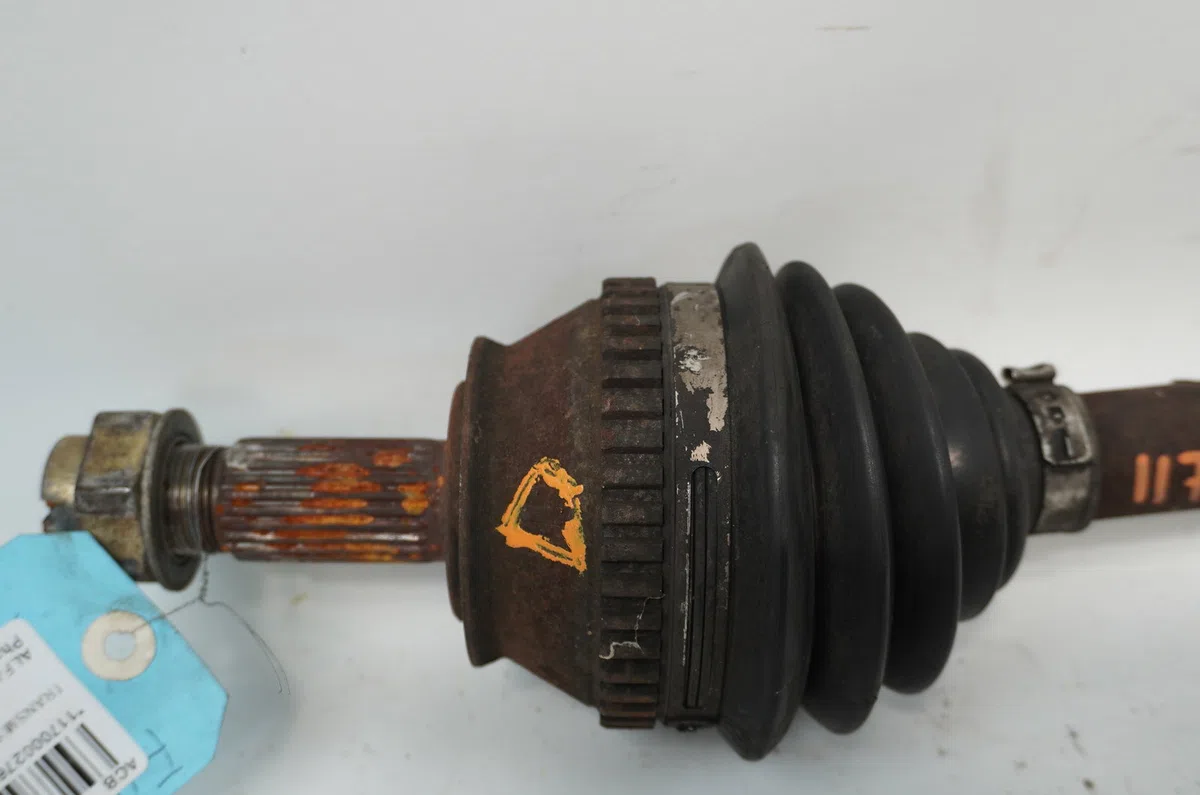 Transmission avant droite Alfa romeo SPIDER (916_) 2.0 t.spark 16v (916s2c00) (1995-2005) occasion