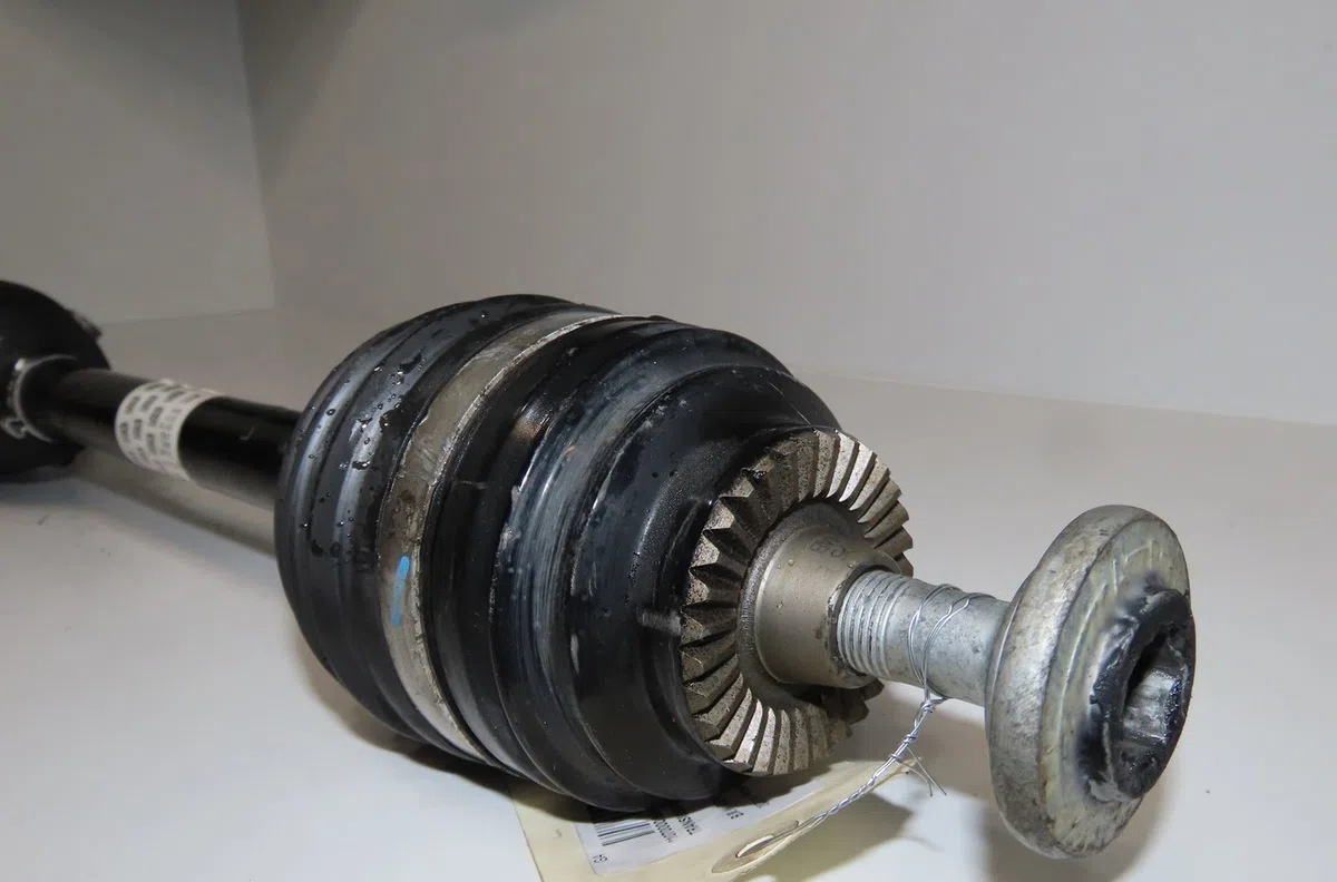 Transmission avant droite Bmw 1 (F40) 116 d (2019) occasion