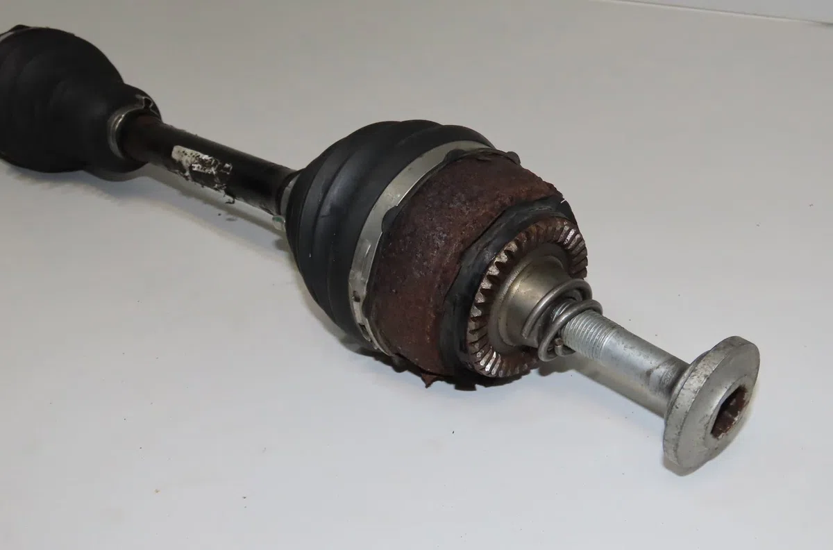 Transmission avant droite Bmw 7 (F01, F02, F03, F04) 750 i, li xdrive (2009-2012) occasion