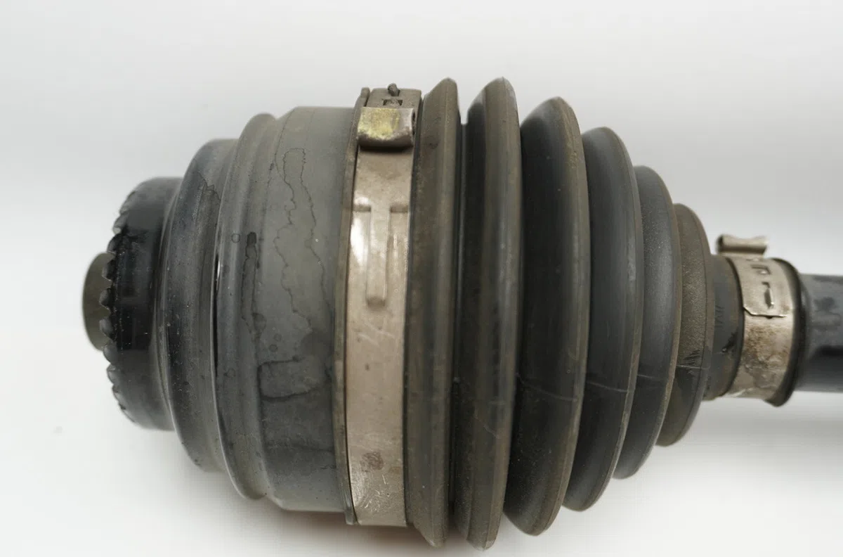 Transmission avant droite Bmw X1 (F48) Sdrive 16 d (2014) occasion
