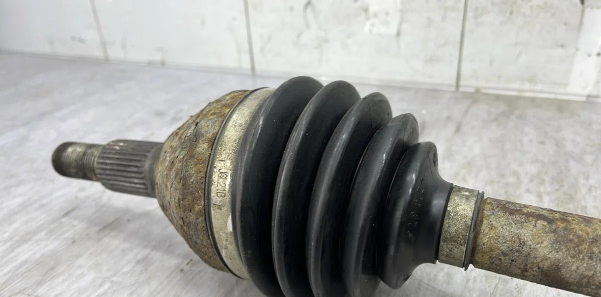 Transmission avant droite CHEVROLET CAPTIVA PHASE 1 occasion