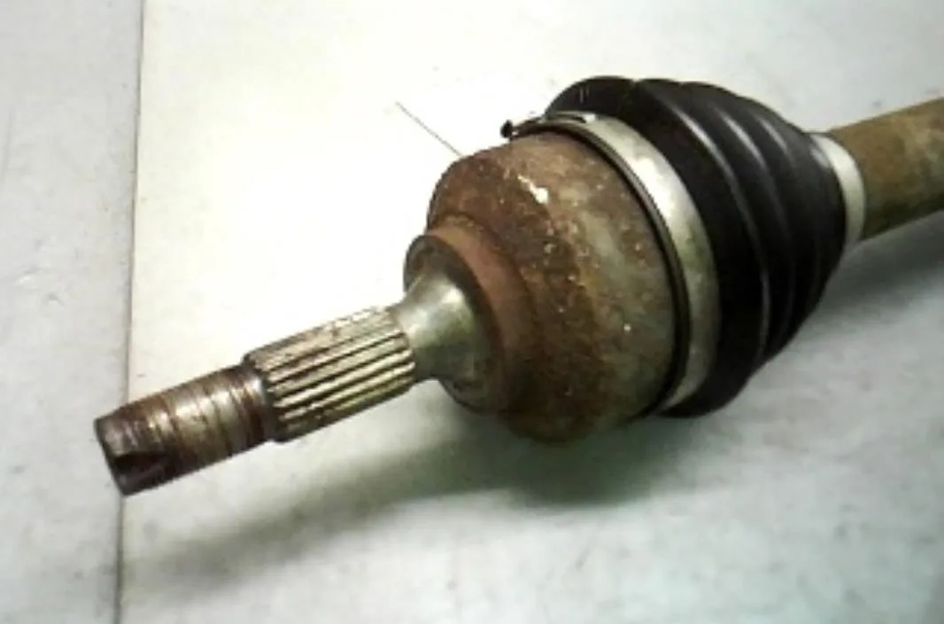 Transmission avant droite Citroen C3 I (FC_, FN_) 1.6 16v hdi (2005) occasion
