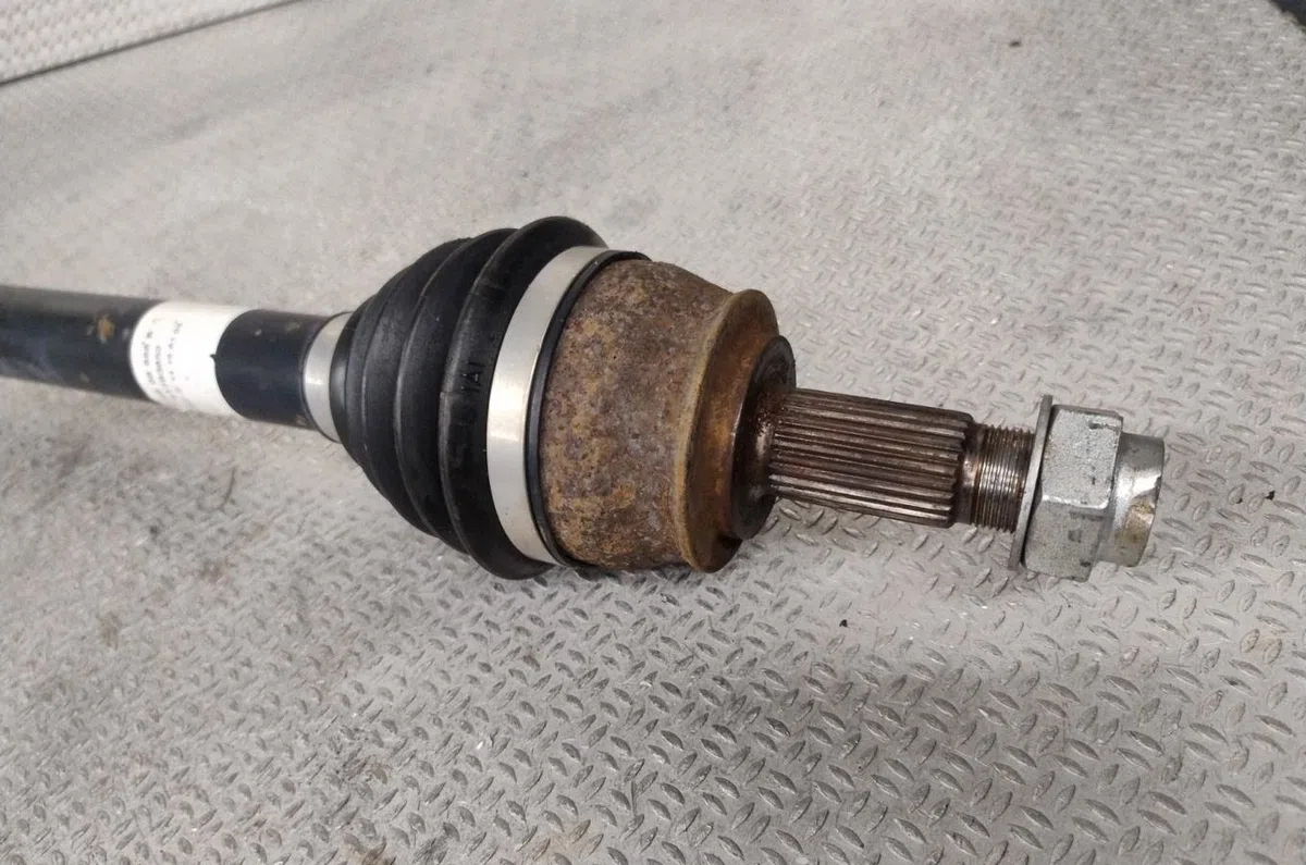Transmission avant droite Citroen NEMO Monospace 1.4 hdi (2009) 5 portes occasion
