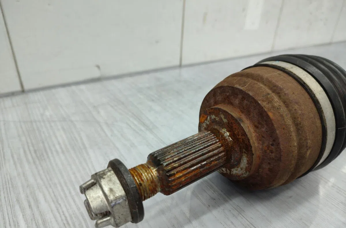 Transmission avant droite DACIA DUSTER 1 PHASE 1 occasion