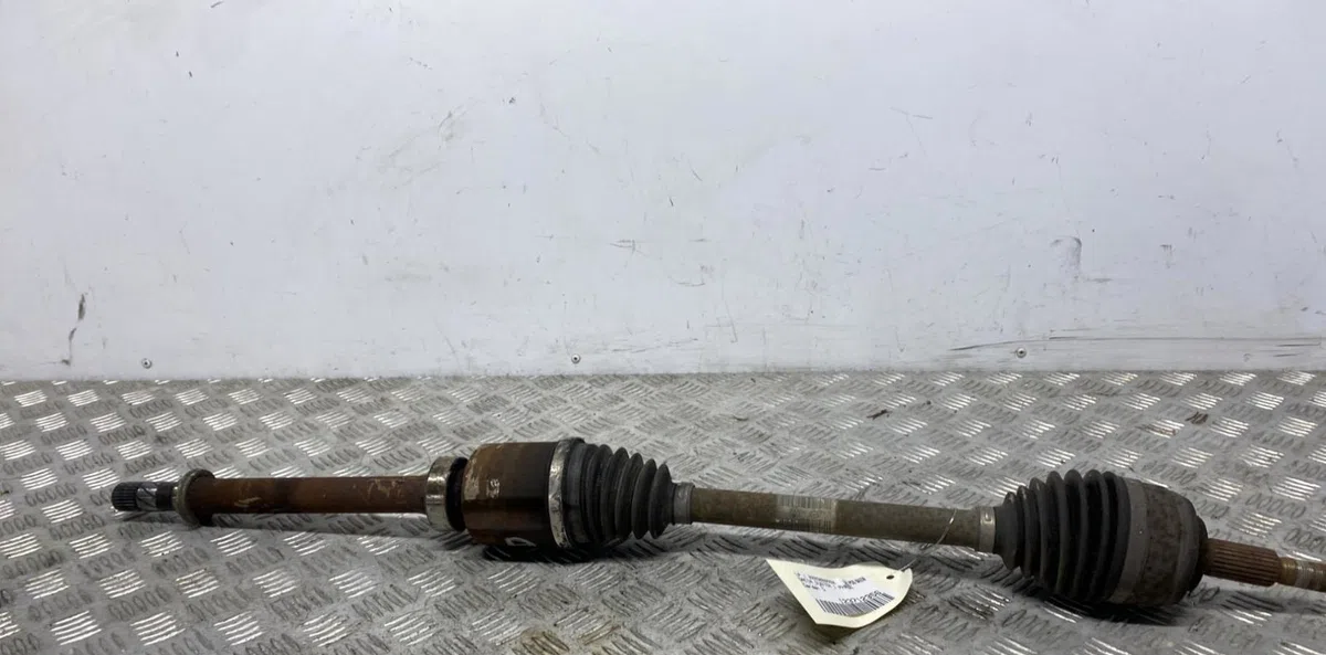 Transmission avant droite Dacia DUSTER (HS_) 1.5 dci (hsmc) (2010-2018) occasion