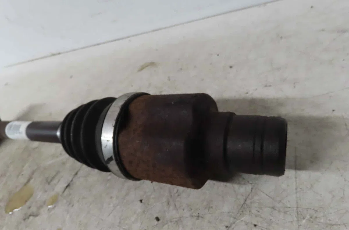 Transmission avant droite DACIA SANDERO I occasion
