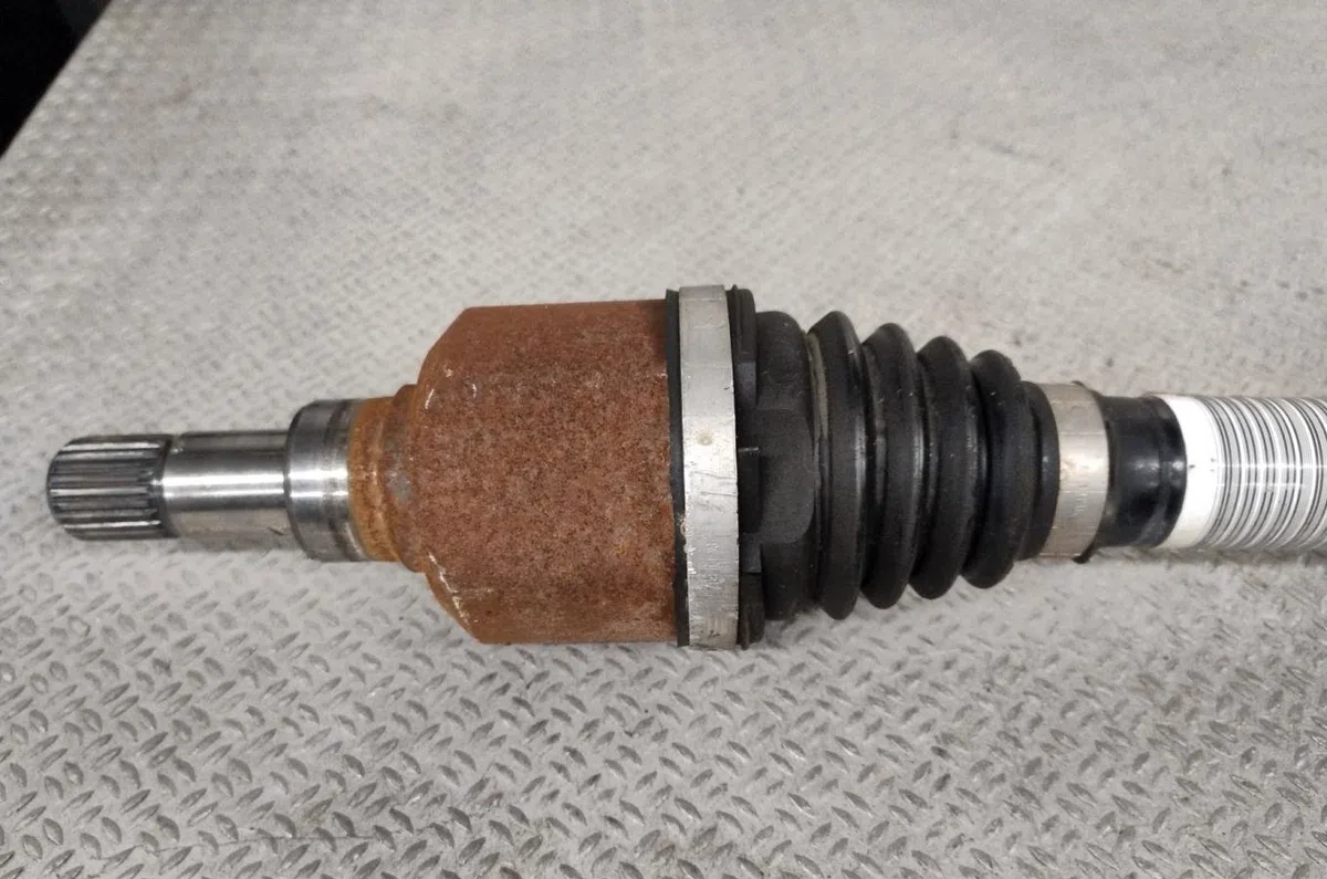 Transmission avant droite DS DS3  DS3 PHASE 3 occasion