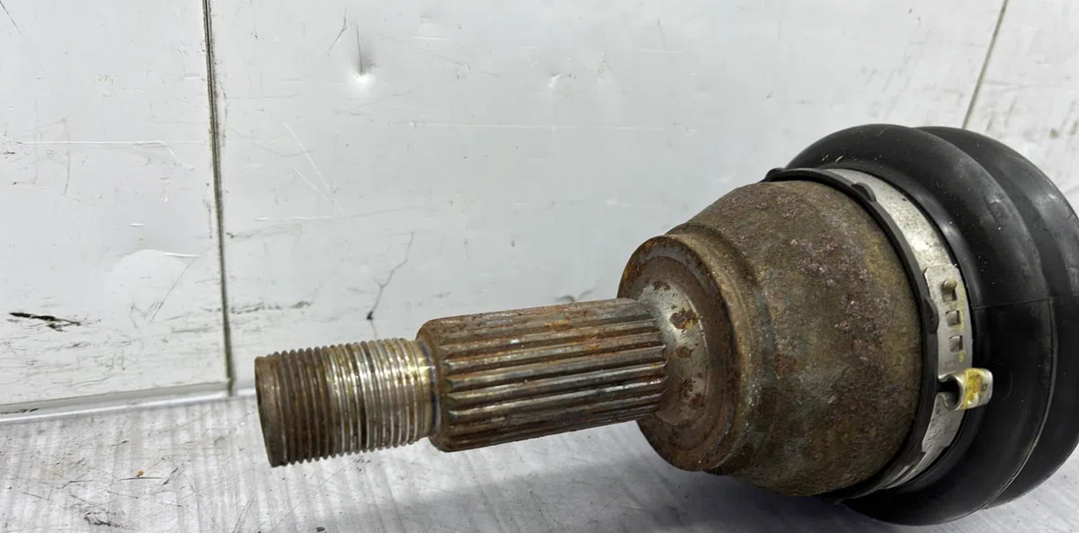 Transmission avant droite FORD FIESTA 5 PHASE 2 occasion