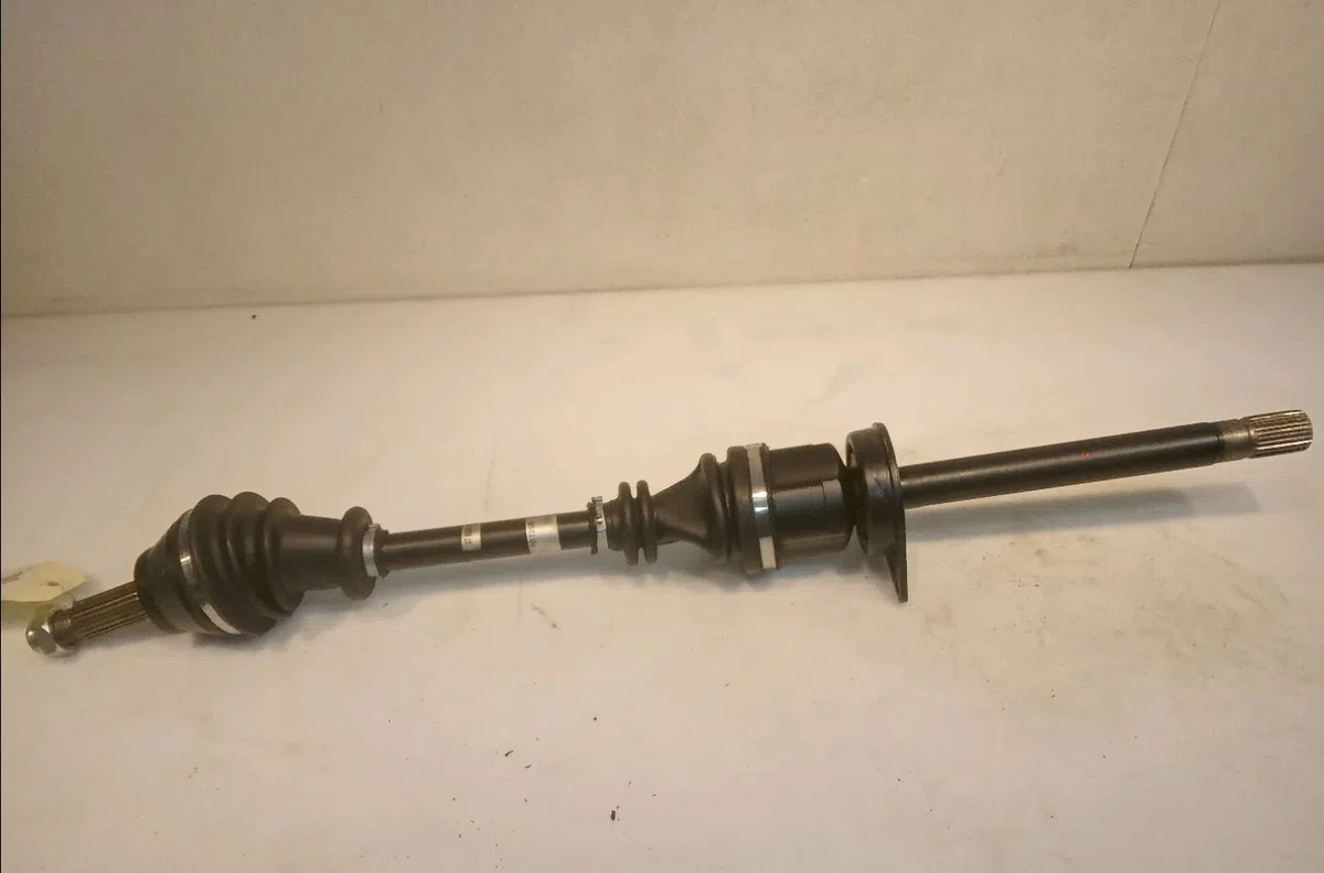Transmission avant droite FORD FIESTA IV 1997 occasion