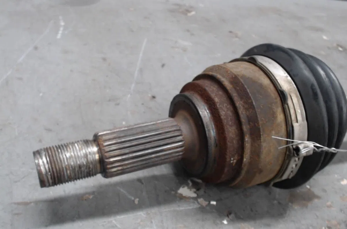 Transmission avant droite Ford FIESTA VI (CB1, CCN) 1.0 ecoboost (2013) occasion