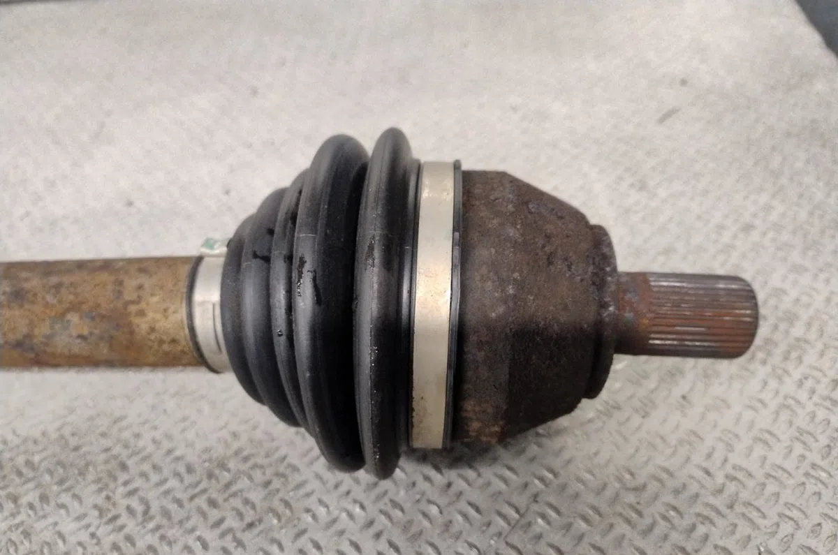 Transmission avant droite Ford FOCUS II Turnier (DA_, FFS, DS) 1.8 (2006-2012) occasion
