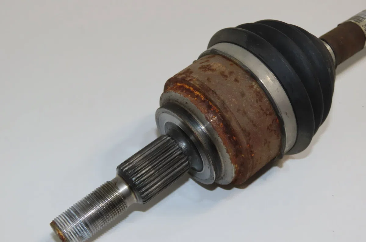 Transmission avant droite Ford KUGA III (DFK) 2.5 hybrid flex (2023) occasion