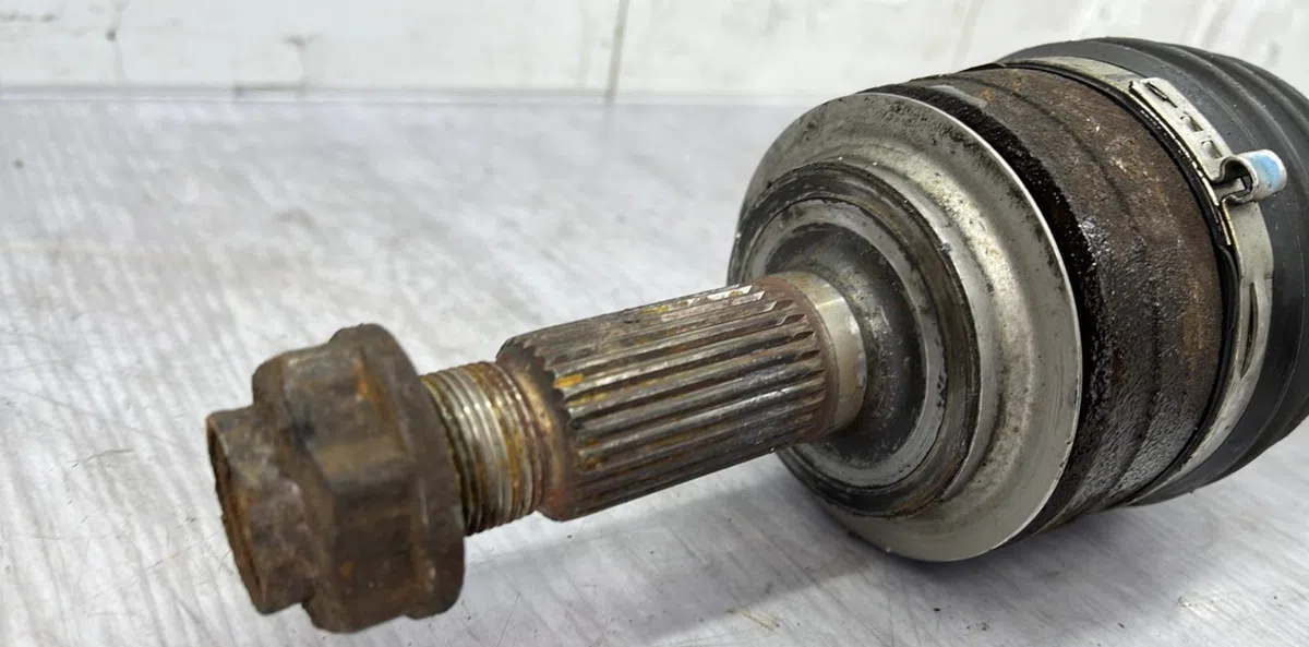 Transmission avant droite HONDA CIVIC 8 PHASE 1 occasion