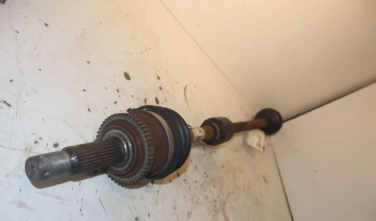 Transmission avant droite Hyundai I20 I (PB, PBT) 1.2 (2008-2012) occasion